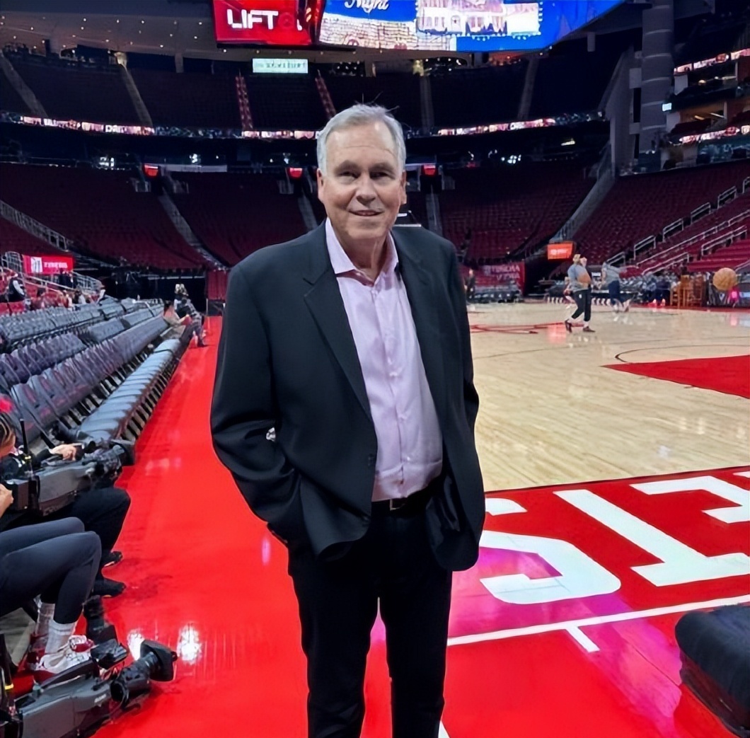 关于休斯敦火箭训练课后刷新队史纪录,志在NBA常规赛名次提升,质疑声四起,心理建设被强调的信息 关于休斯敦火箭训练课后刷新队史纪录,志在NBA常规赛名次提升,质疑声四起,心理建设被强调的信息