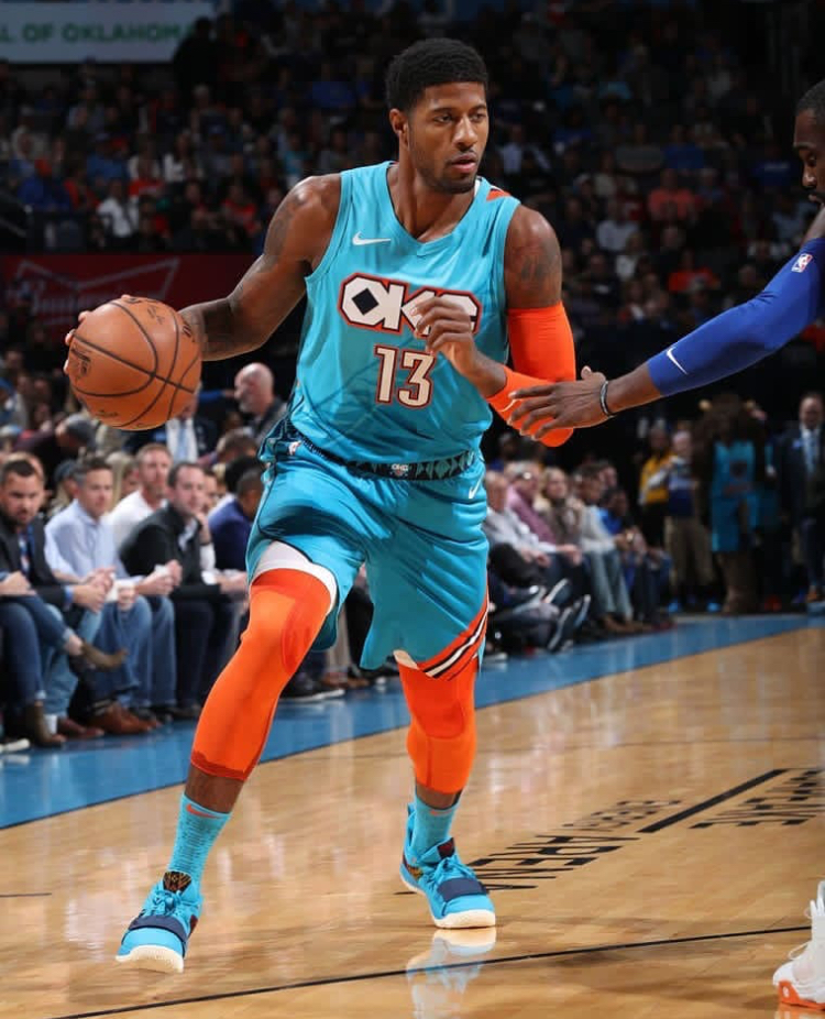 包含圣保罗迎全明星赛关键赛,关键战战术微调,信心回归,身体对抗强度拉满的词条 包含圣保罗迎全明星赛关键赛,关键战战术微调,信心回归,身体对抗强度拉满的词条