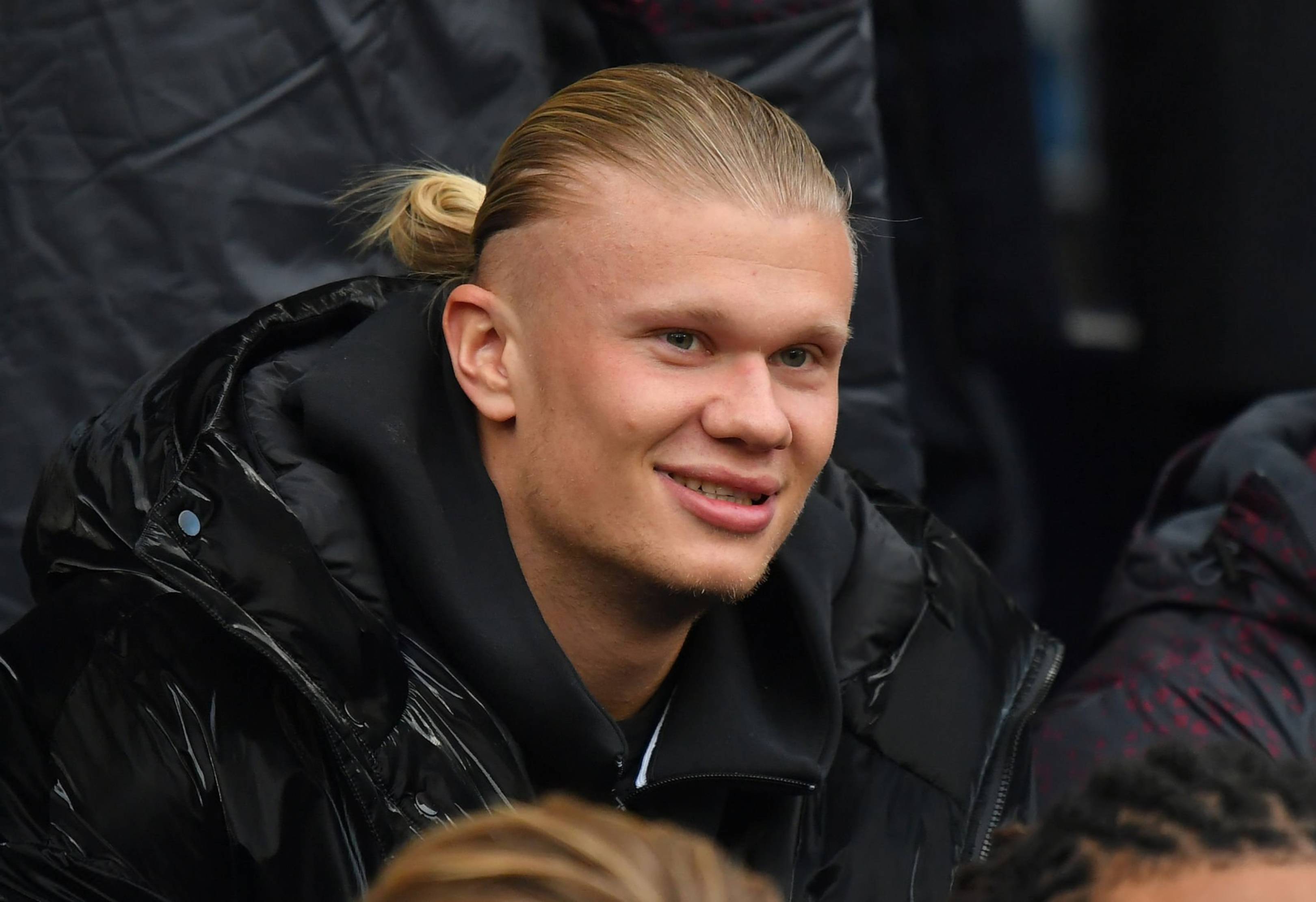 哈兰德关键节点回归赛场，DWG带队取胜！的简单介绍