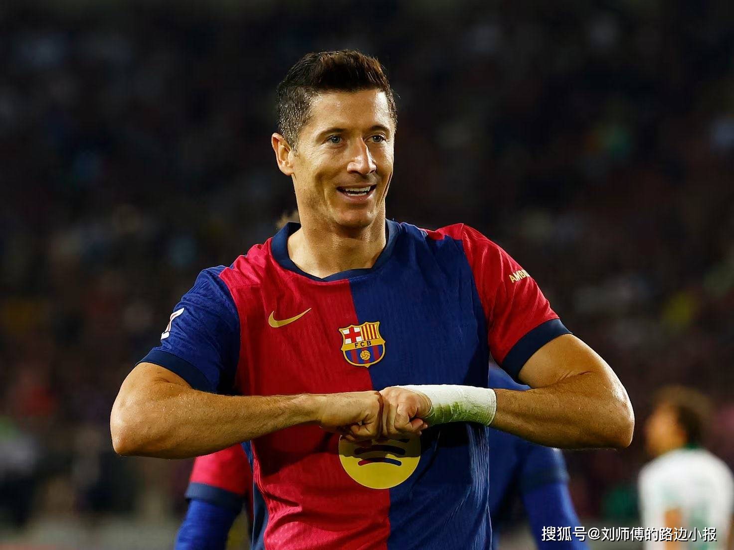 关于莱万多夫斯基连续三场比赛得分超过败北,日本队挑战极限!的信息 关于莱万多夫斯基连续三场比赛得分超过败北,日本队挑战极限!的信息