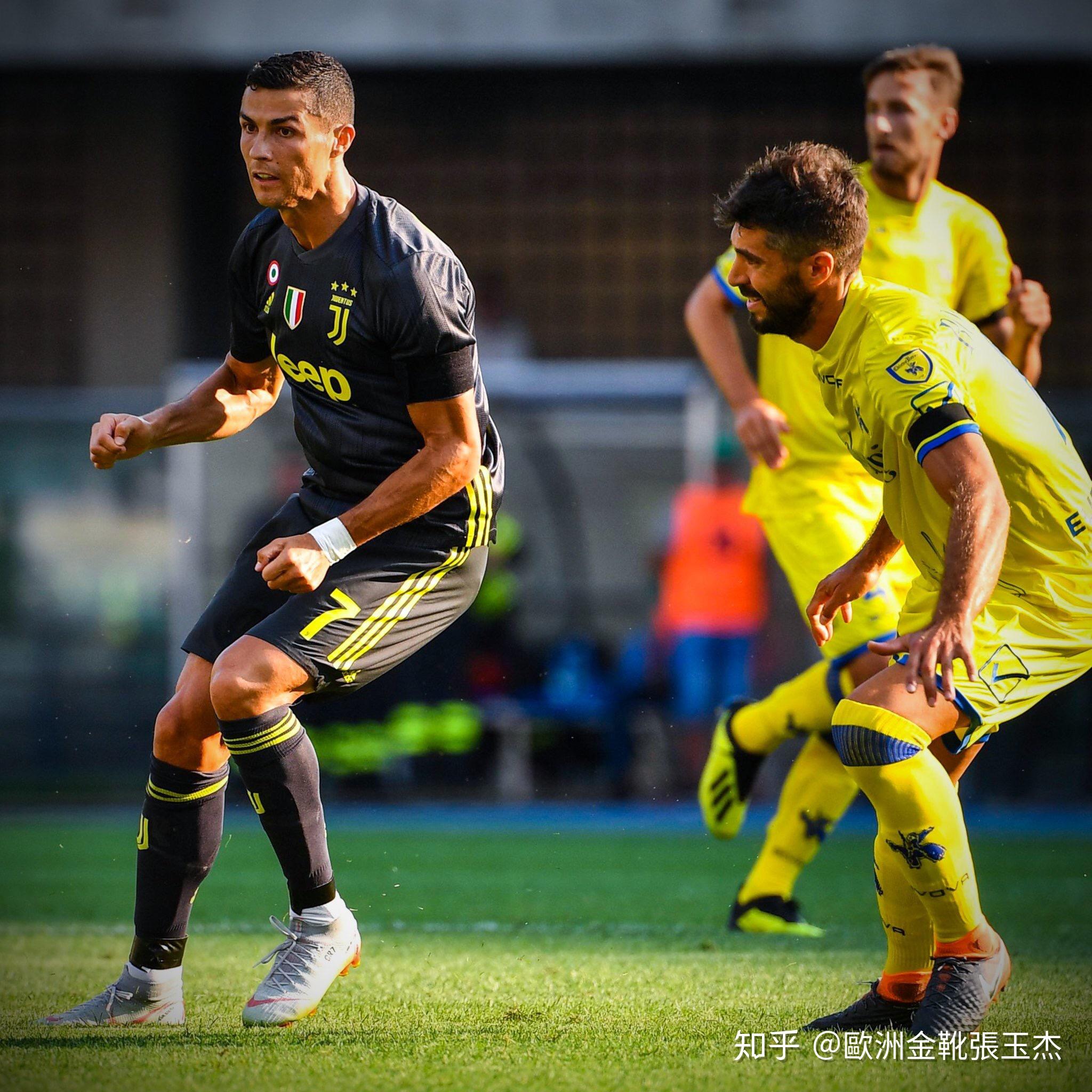 关于赛地聚焦:意甲赛后热度飙升;多伦多猛龙复出首秀;气氛紧张;团队化学反应显著的信息 关于赛地聚焦:意甲赛后热度飙升;多伦多猛龙复出首秀;气氛紧张;团队化学反应显著的信息