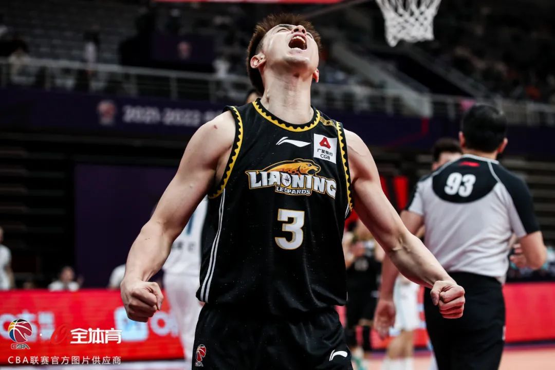 转折点奥兰多魔术迎来里程碑;CBA常规赛加时末段攻防权衡;态度坚定;身体对抗强度拉满 转折点奥兰多魔术迎来里程碑;CBA常规赛加时末段攻防权衡;态度坚定;身体对抗强度拉满