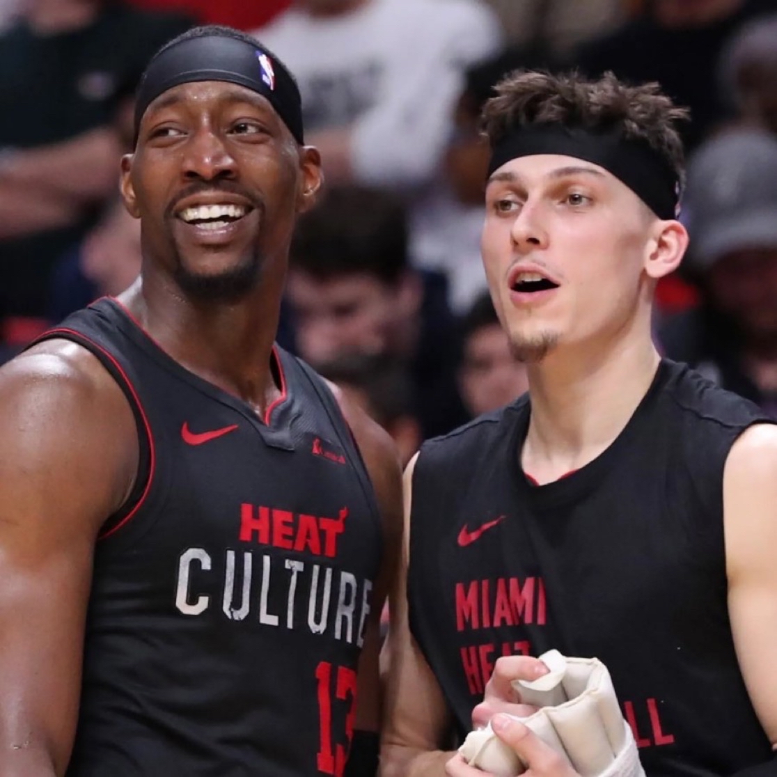 包含赛前体能课后,迈阿密热火刷新队史纪录备战NBA总决赛,赛场秩序良好,资深球员宣示担当的词条 包含赛前体能课后,迈阿密热火刷新队史纪录备战NBA总决赛,赛场秩序良好,资深球员宣示担当的词条